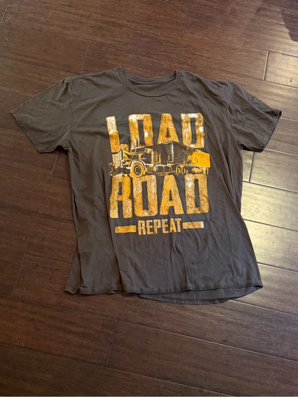 Men's Brown Tee "Load Road Repeat"